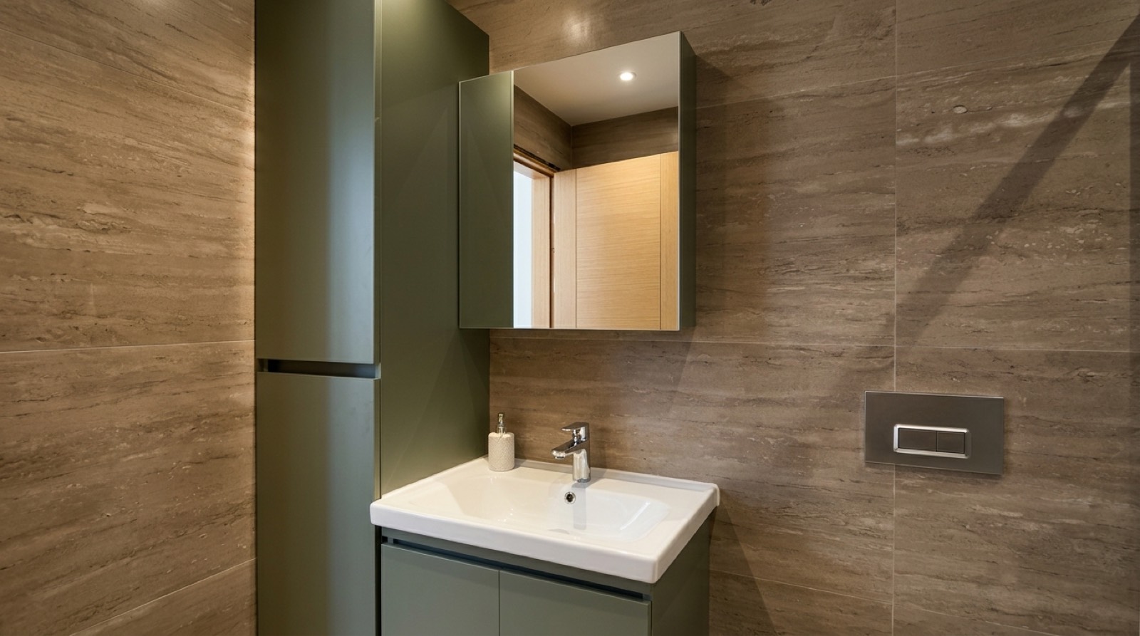 Banyo dolabı ahşap kaplama lavabo